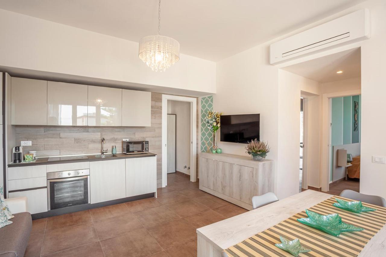 Prima Dell'Elba Family Apartments ピオンビーノ エクステリア 写真