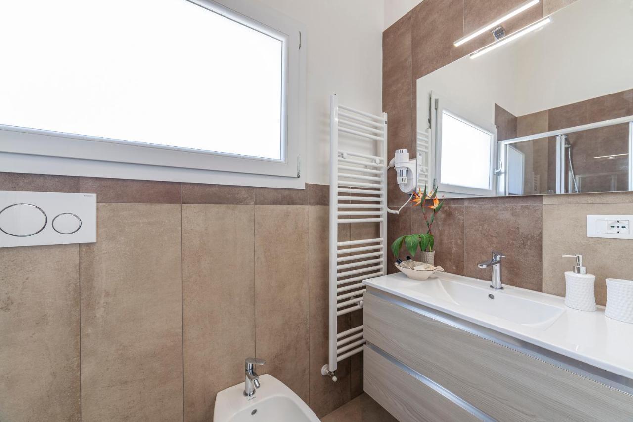 Prima Dell'Elba Family Apartments ピオンビーノ エクステリア 写真