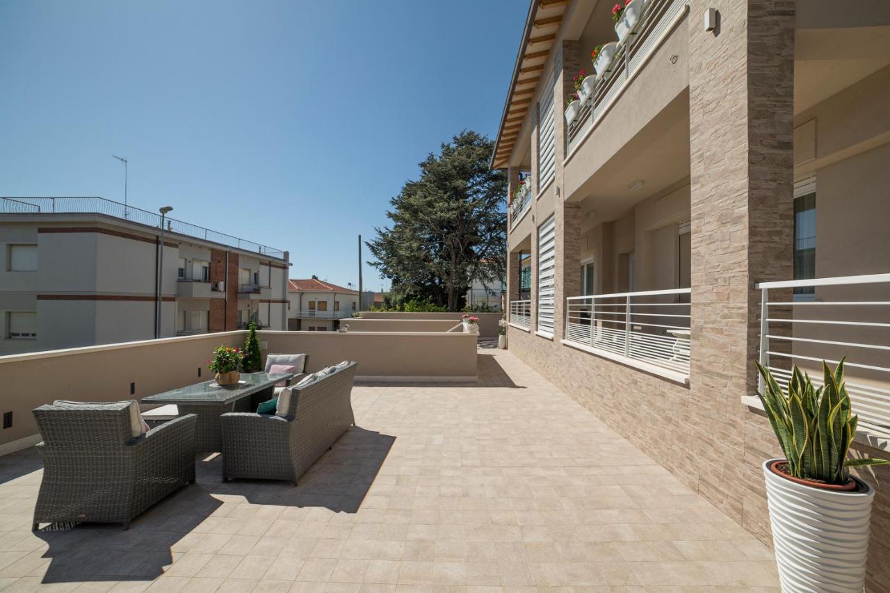 Prima Dell'Elba Family Apartments ピオンビーノ エクステリア 写真