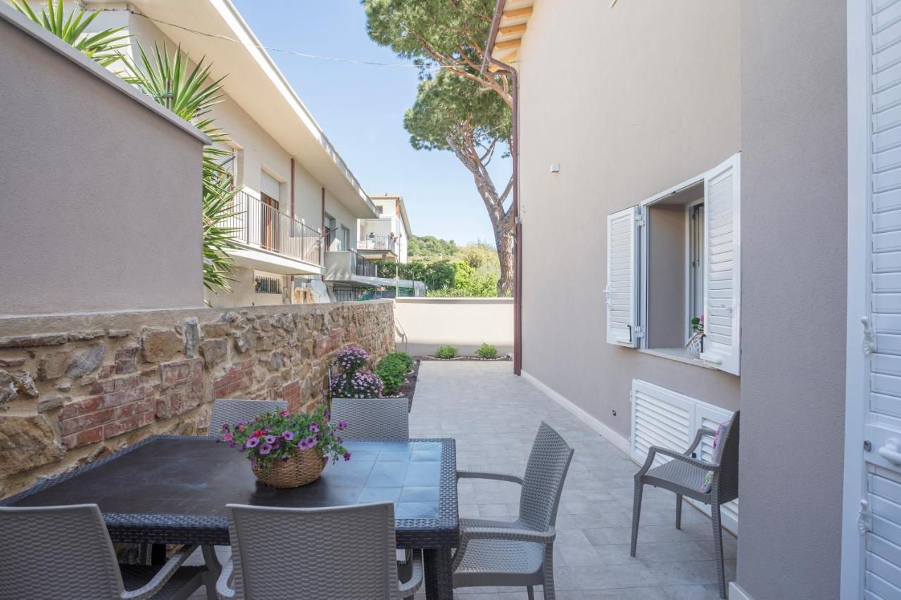 Prima Dell'Elba Family Apartments ピオンビーノ エクステリア 写真